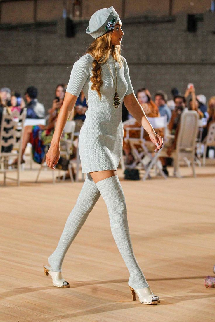 Biến hóa Runway thành street style
